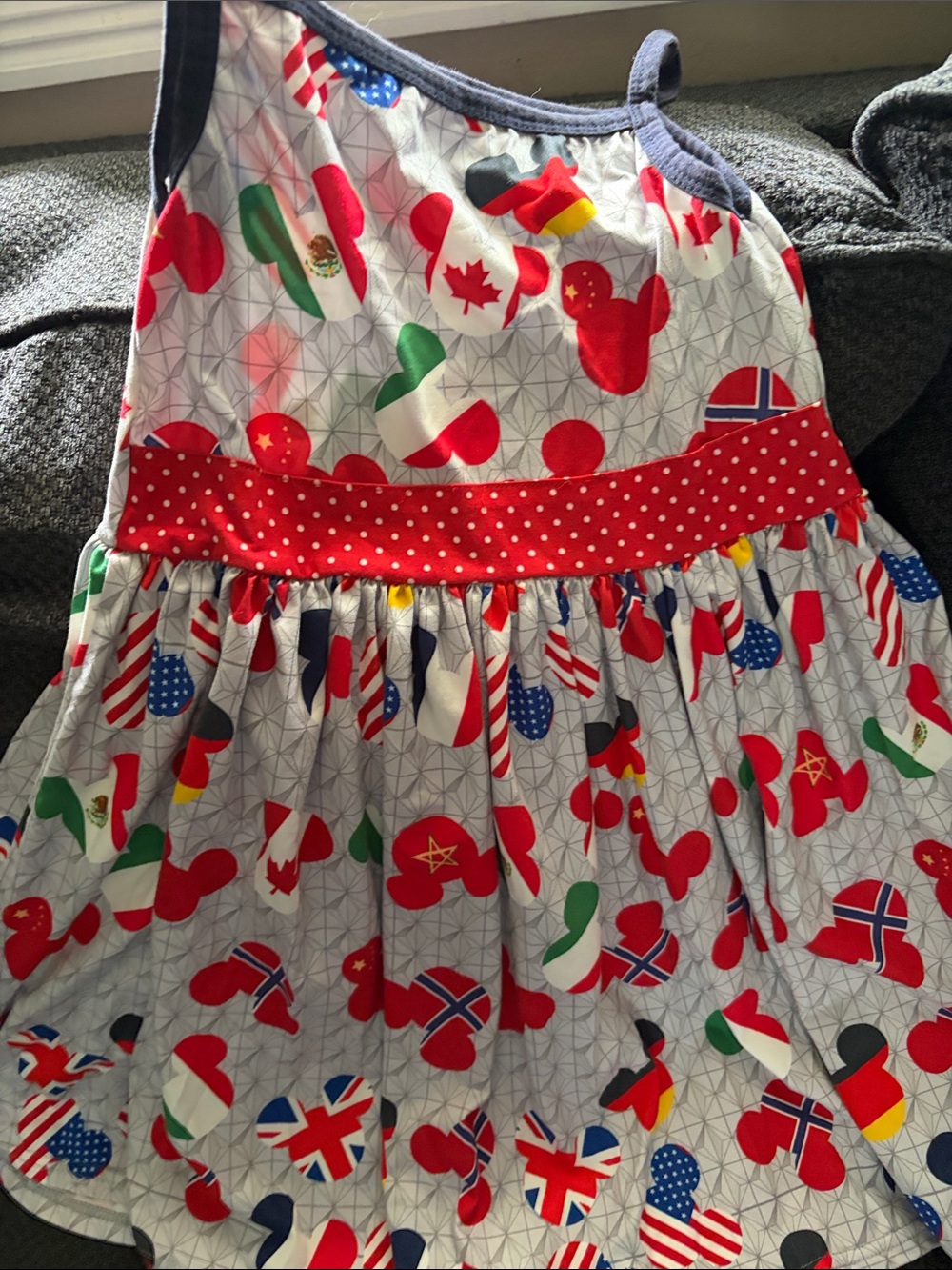 Epcot dress - Picture 6 of 6